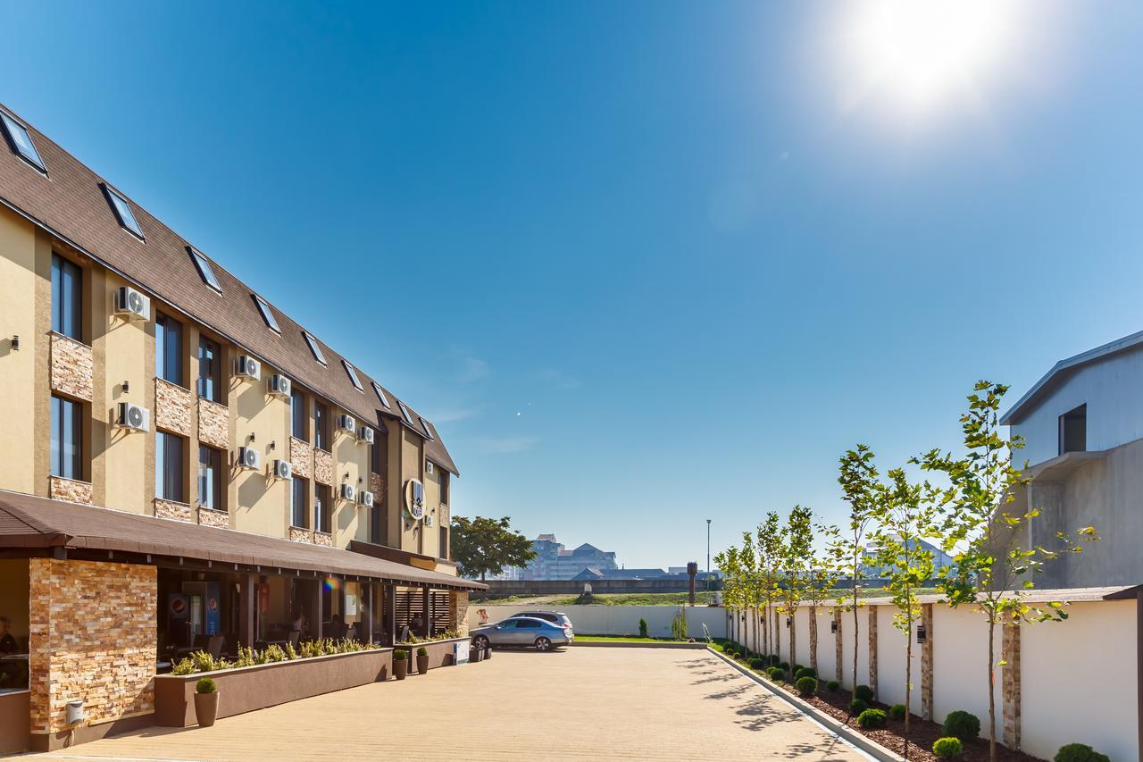 Ymy Hotels Targu Jiu Târgu Jiu Exterior foto