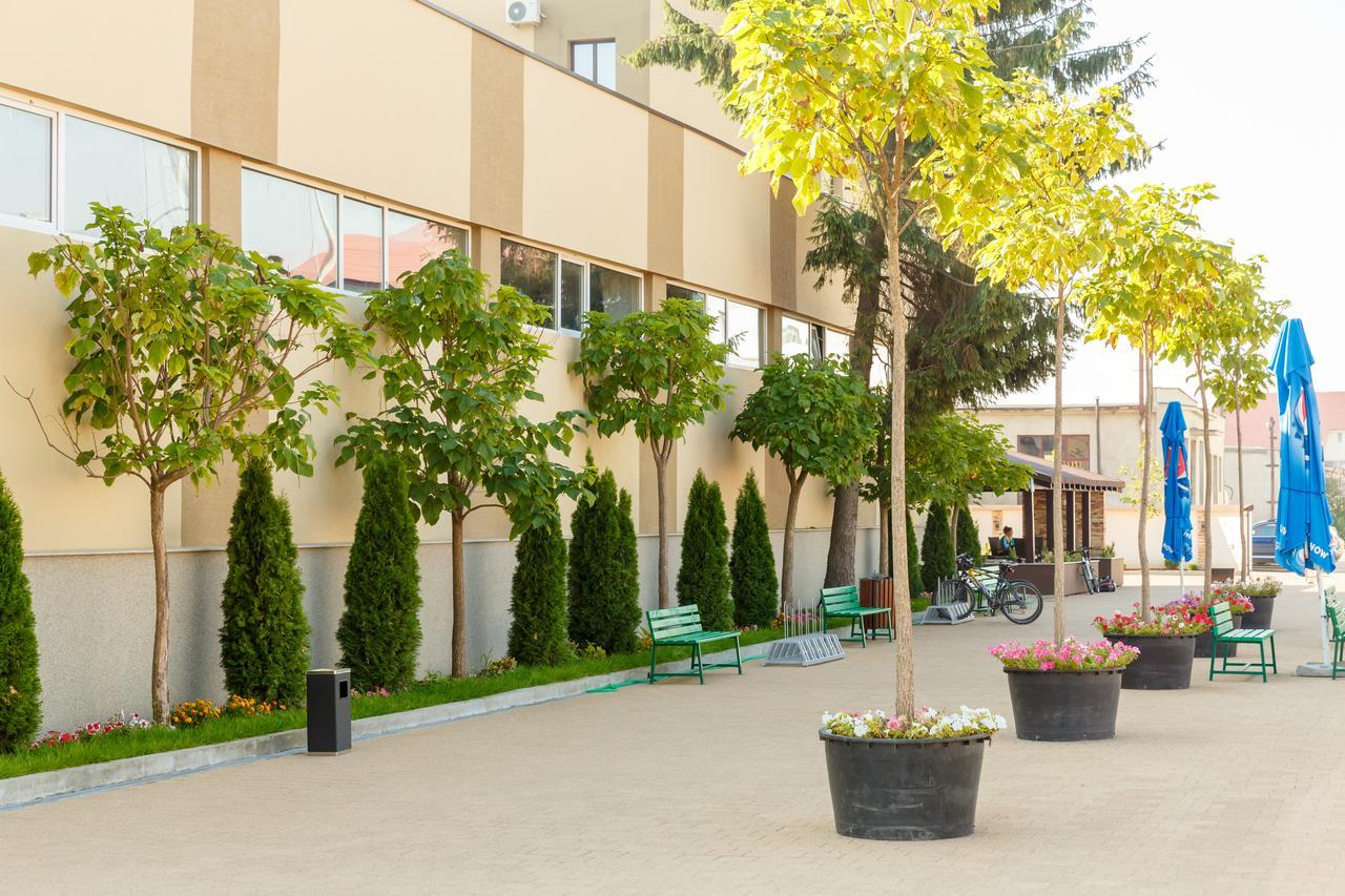 Ymy Hotels Targu Jiu Târgu Jiu Exterior foto